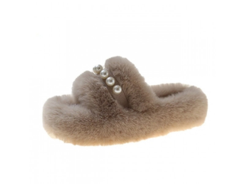 Winter Fashion Home Cotton Shoes Women Pearl Access ories Design Fluffy Slippers Indoor Soft Plush Shoes Women Warm Slippers Winter Fashion Home Cotton Shoes Women Pearl Access ories Design Fluffy Slippers Indoor Soft Plush Shoes Women Warm Slippers